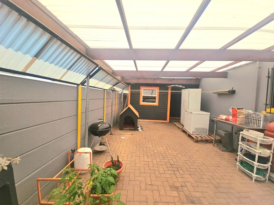 3 Bedroom Property for Sale in Colorado Park Western Cape